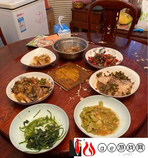 老公吃妻子吃剩的饭友