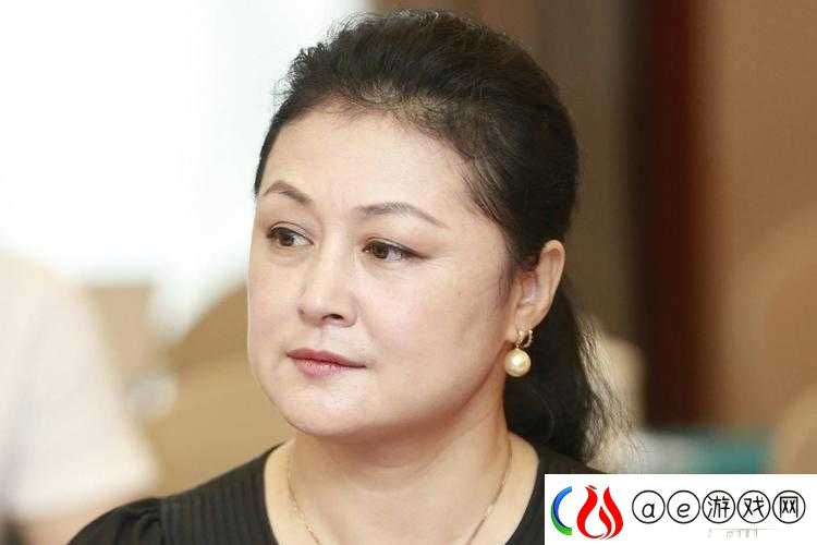 久久久久久精品久久久久红杏：探索人性的禁区