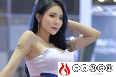 免费看裸体美女：探索艺术与身体的对话