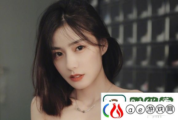 器材室轮J4窥探欲望网友：人性深处总有无法言说的秘密！