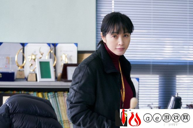 揭密最前线曝剧照：郑成日登场！